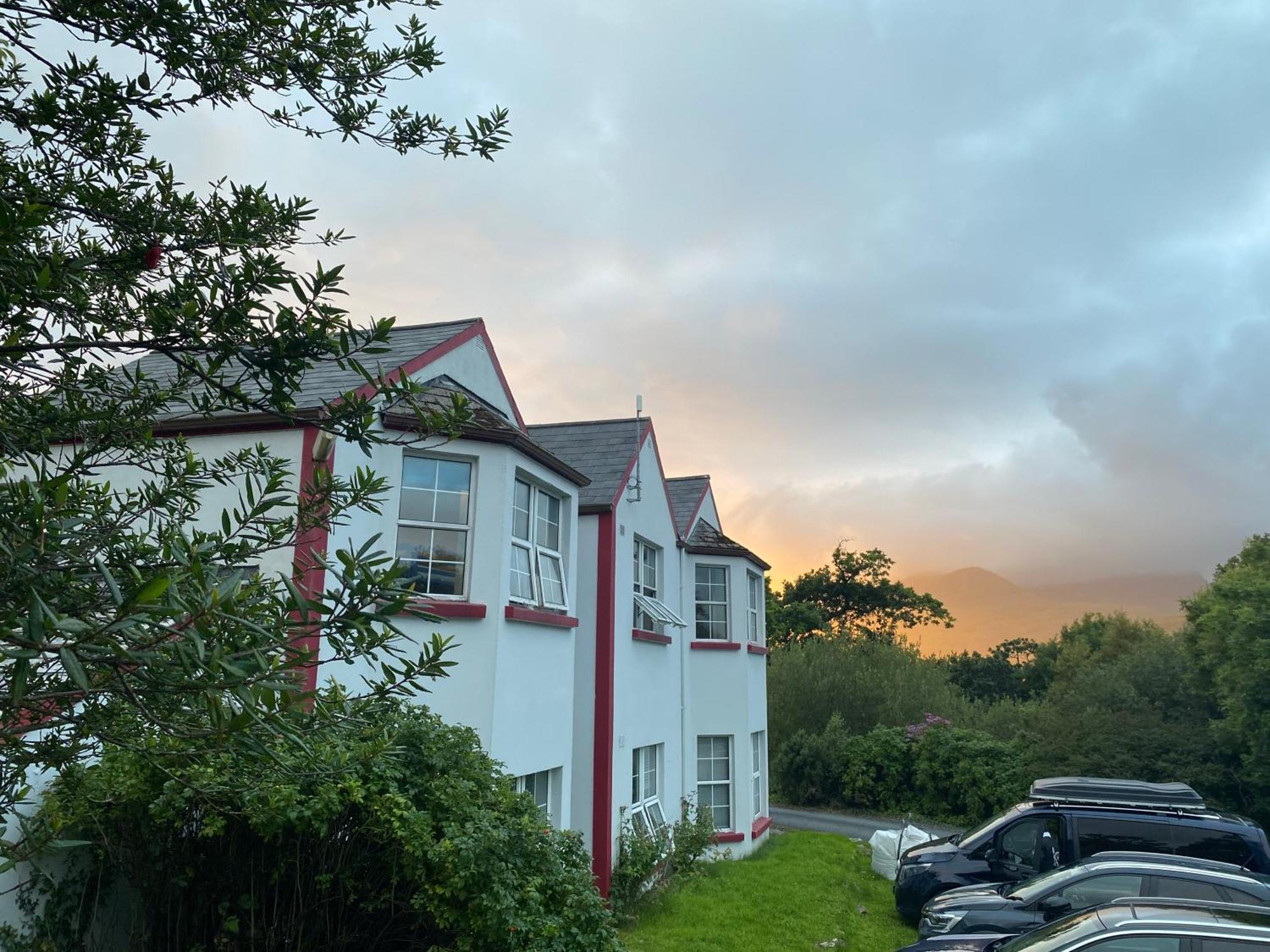 The Connemara Hostel - Sleepzone Leenaun Εξωτερικό φωτογραφία