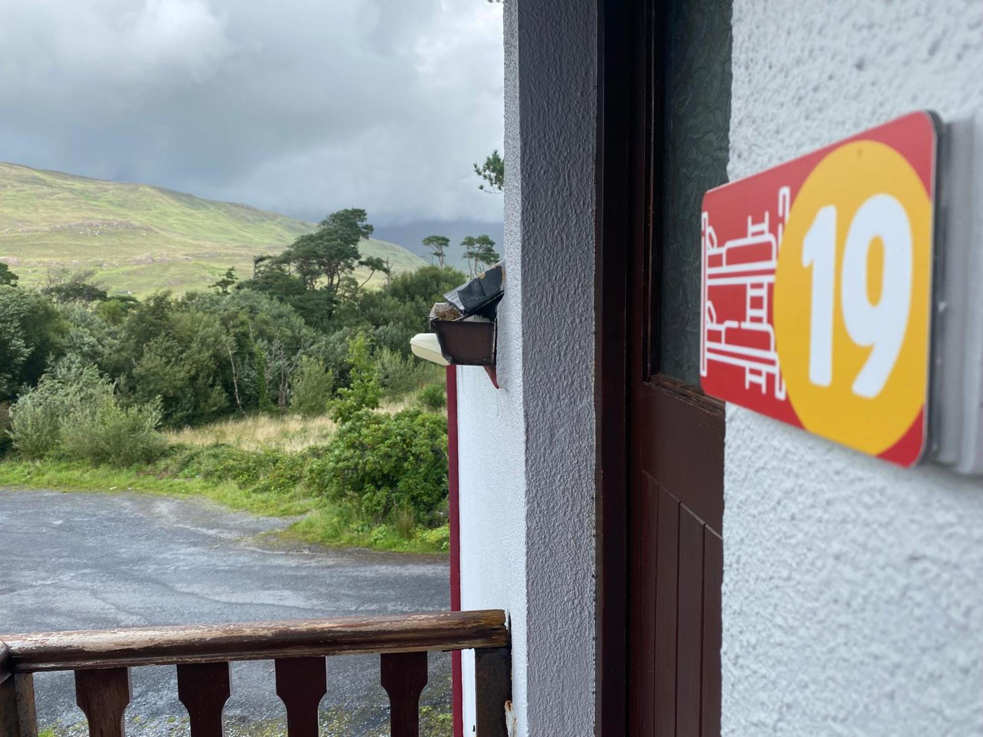 The Connemara Hostel - Sleepzone Leenaun Εξωτερικό φωτογραφία