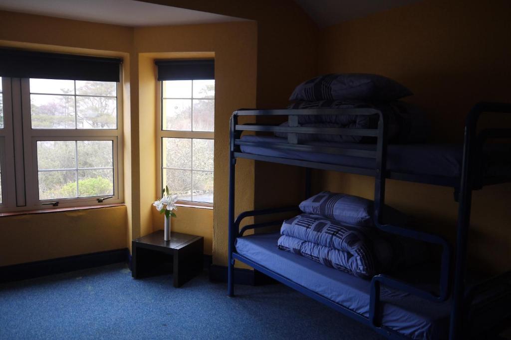 The Connemara Hostel - Sleepzone Leenaun Δωμάτιο φωτογραφία